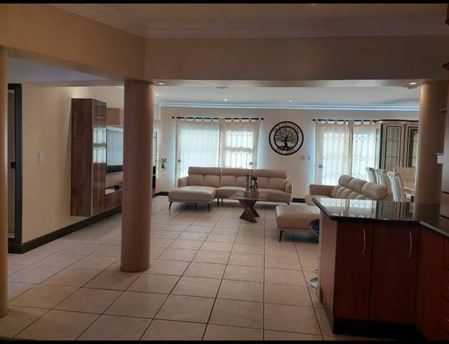 5 BEDROOM PROPERTY TO RENT IN VORNA VALLEY